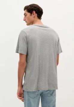 CAMISETA BÁSICA CALAVERA RELAXED FIT