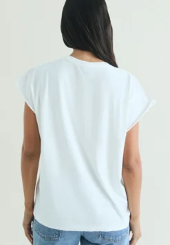 CAMISETA CALAVERA BORDADA