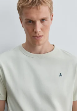 CAMISETA CALAVERA CONTRASTE