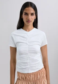 CAMISETA DETALLE FRUNCE