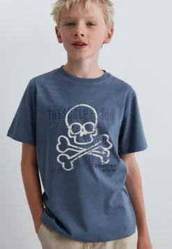 CAMISETA ESTAMPADA DETALLE TRASERO