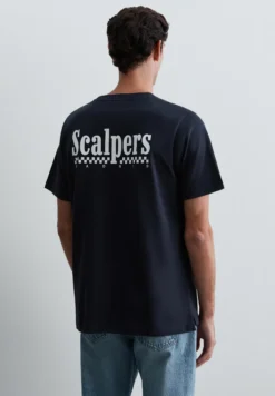 CAMISETA LOGO TRASERO ESTAMPADO