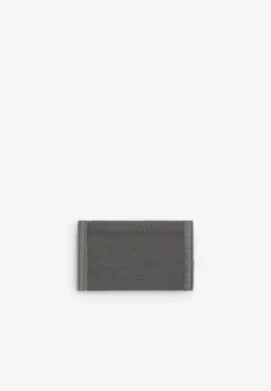 CARTERA PLEGABLE CON CREMALLERA