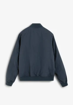 CHAQUETA ABOTONADA BOLSILLOS