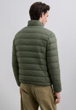 CHAQUETA ACOLCHADA LIGERA