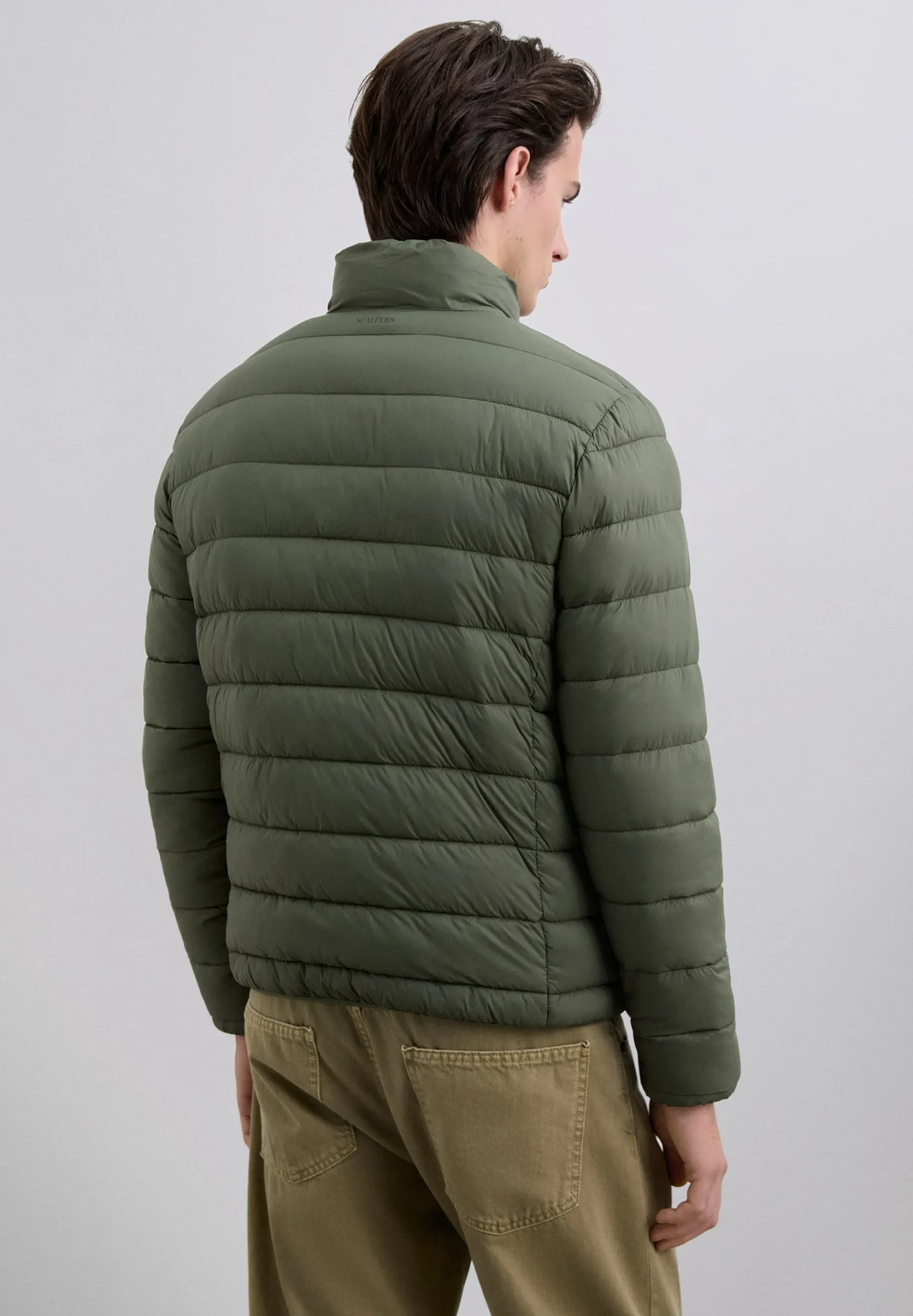 CHAQUETA ACOLCHADA LIGERA