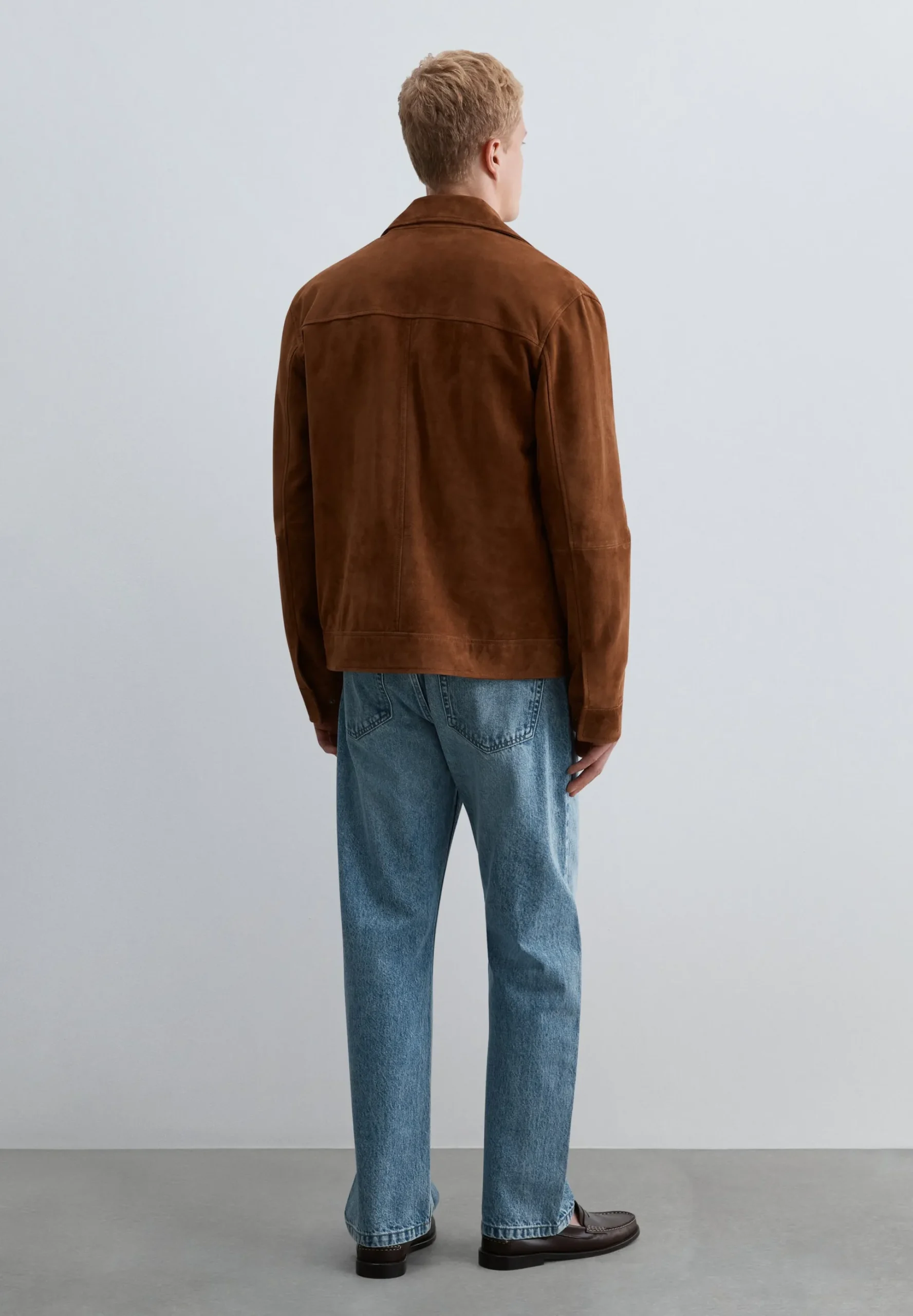 CHAQUETA ANTE BOLSILLOS