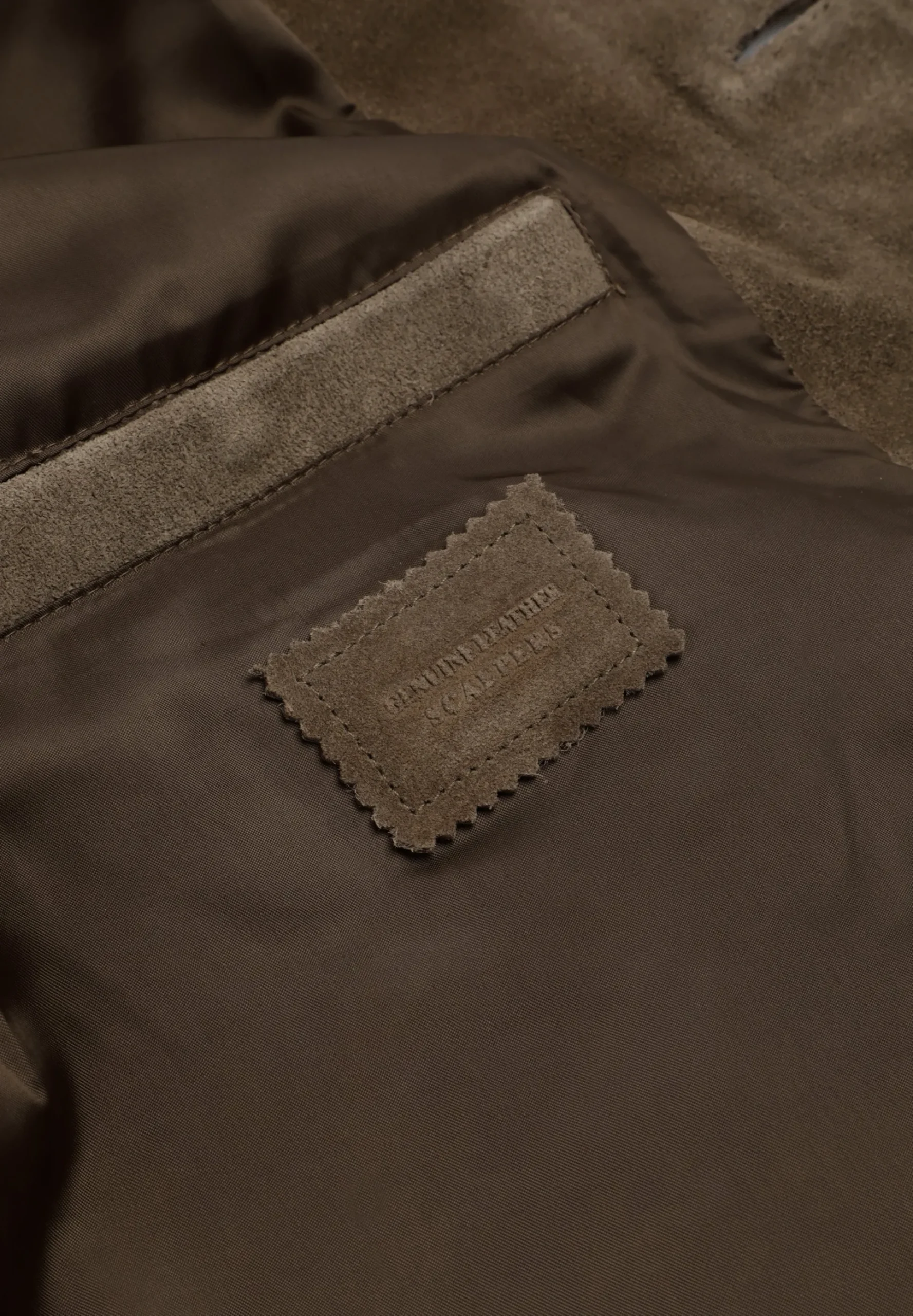 CHAQUETA ANTE CON BOLSILLOS