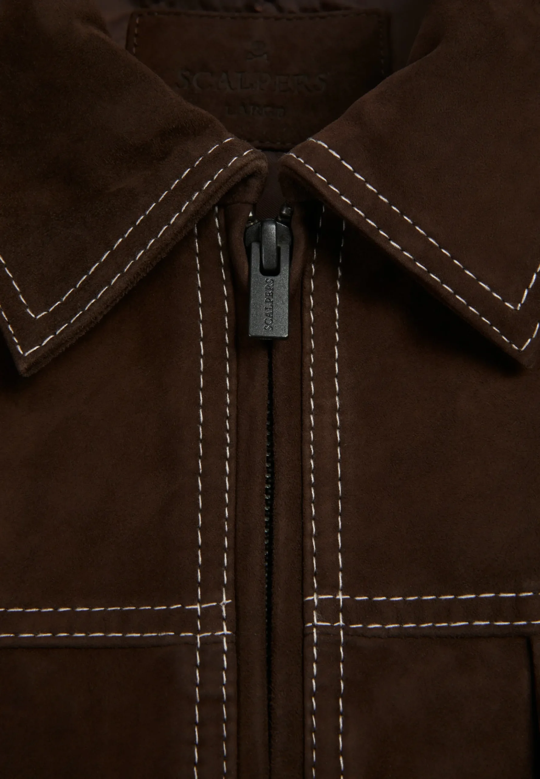 CHAQUETA ANTE COSTURAS CONTRASTE