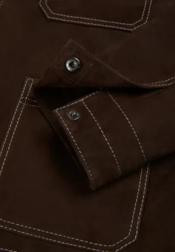 CHAQUETA ANTE COSTURAS CONTRASTE