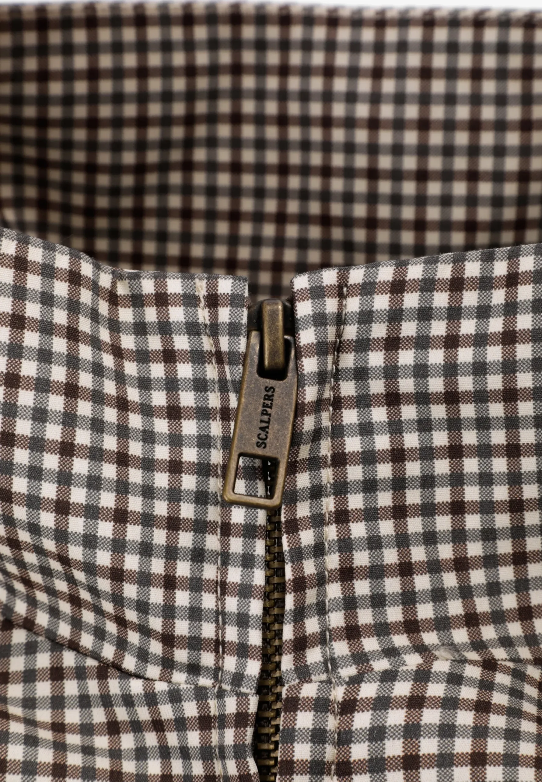 CHAQUETA BOMBER ESTAMPADO MICROCUADRO