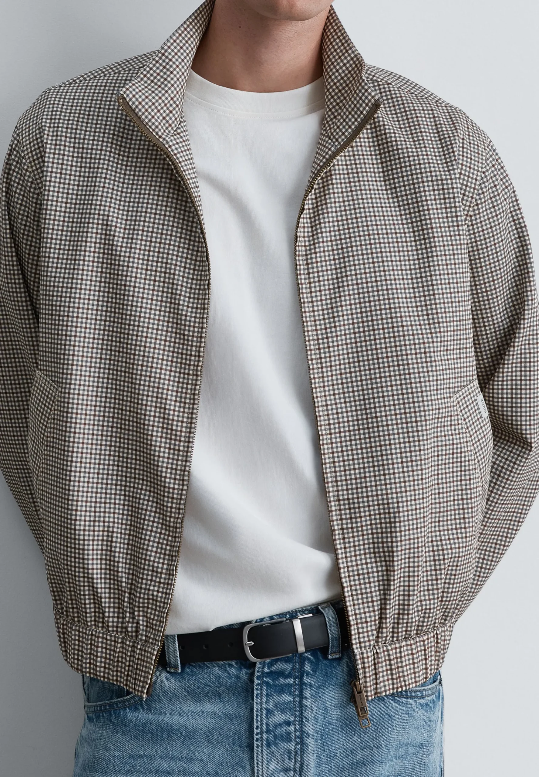CHAQUETA BOMBER ESTAMPADO MICROCUADRO