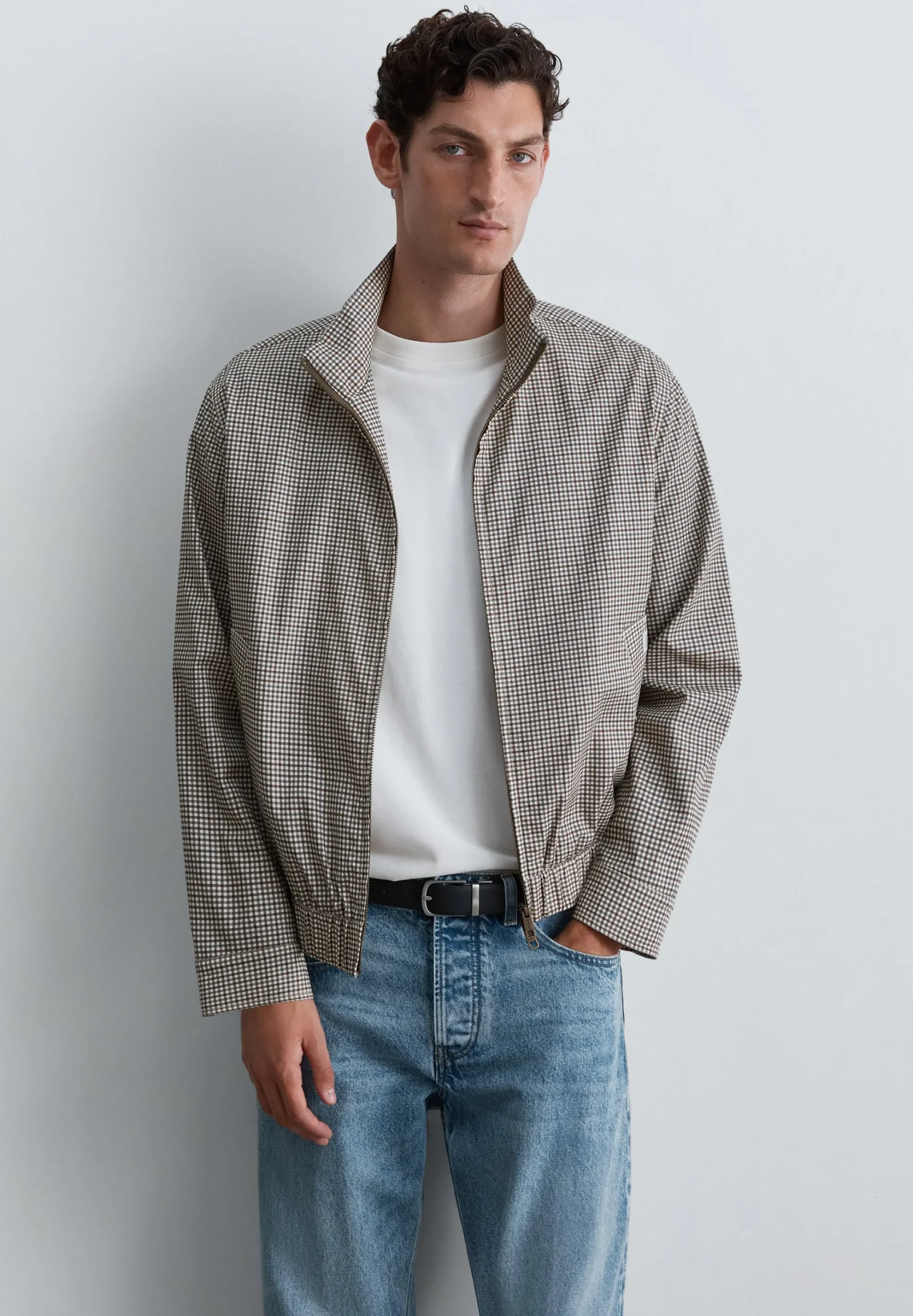 CHAQUETA BOMBER ESTAMPADO MICROCUADRO