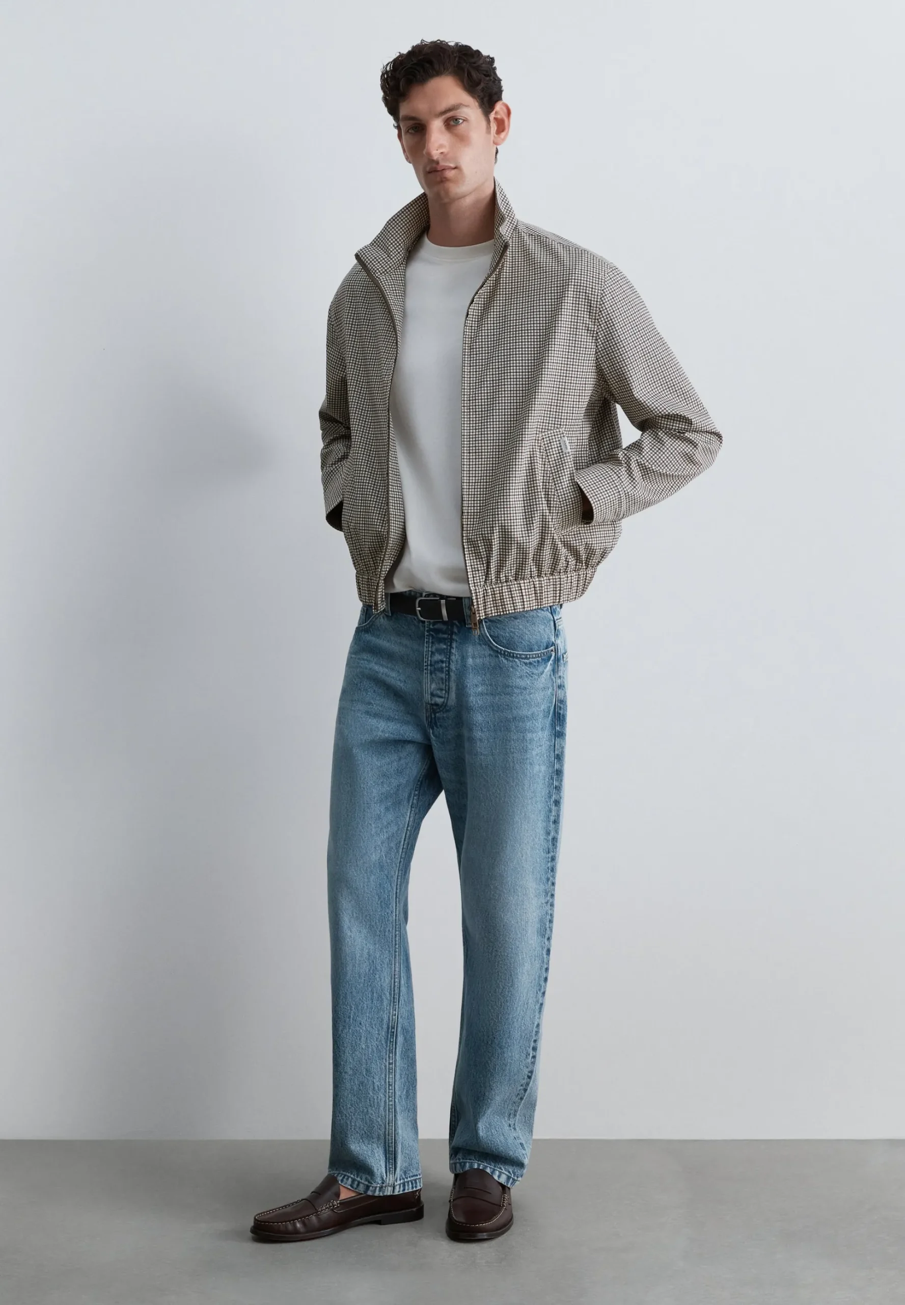 CHAQUETA BOMBER ESTAMPADO MICROCUADRO