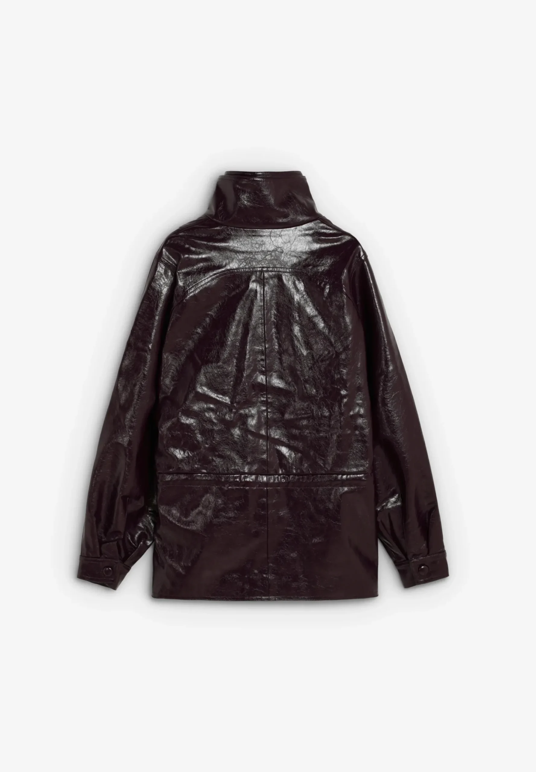 CHAQUETA CUELLO ALTO EFECTO CHAROL