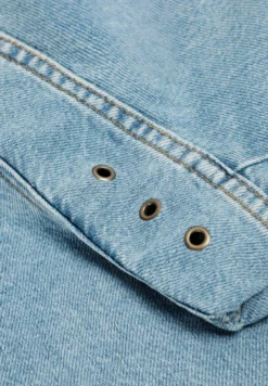 CHAQUETA DENIM MULTIBOLSILLOS