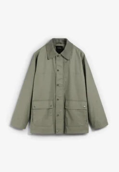 CHAQUETA ENCERADA CON SNAPS