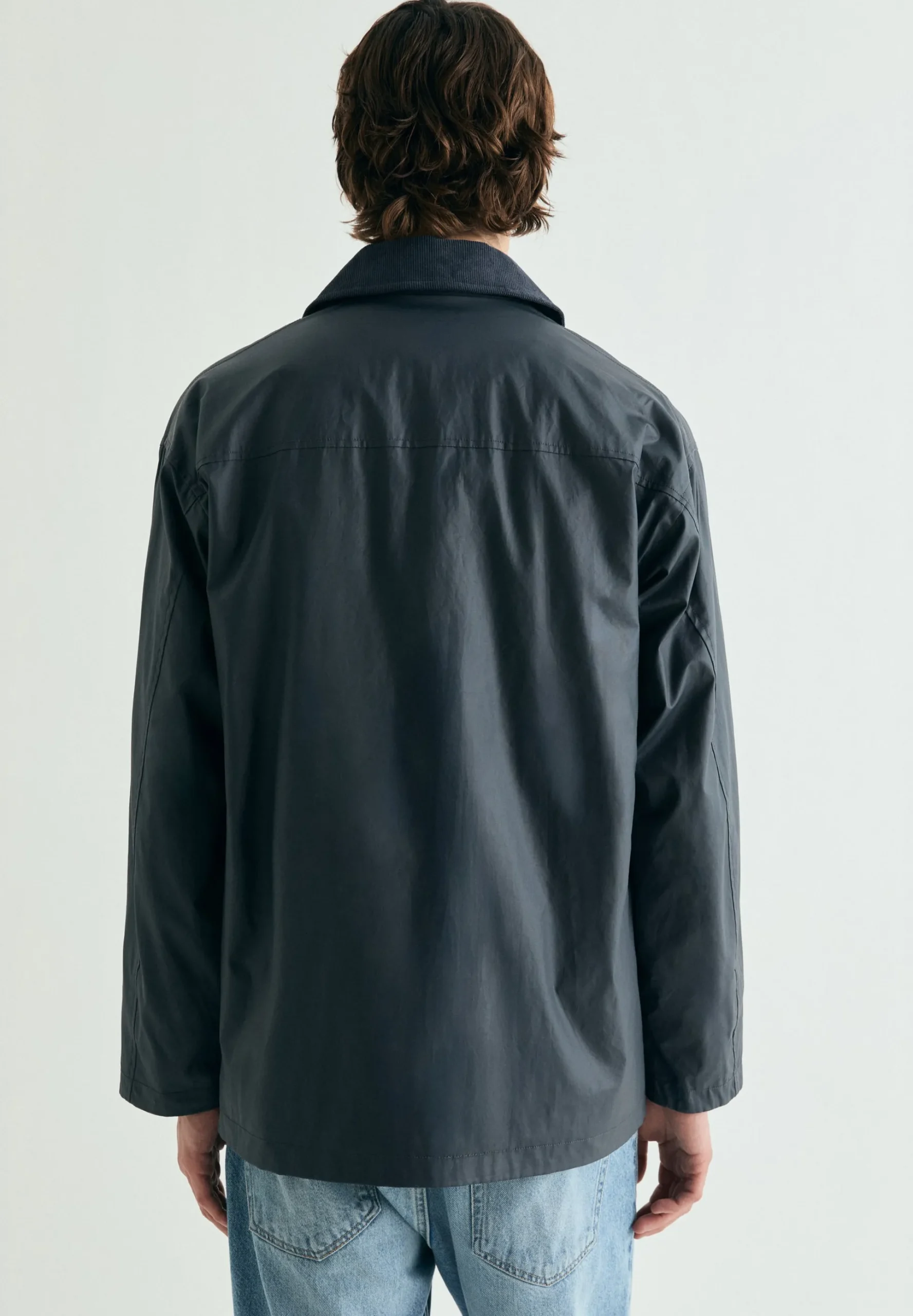 CHAQUETA ENCERADA CON SNAPS