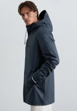 CHAQUETA IMPERMEABLE LOGO
