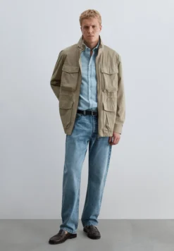 CHAQUETA MILITAR BOLSILLOS