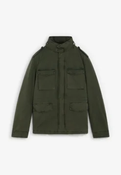 CHAQUETA MILITAR CAPUCHA OCULTA