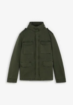 CHAQUETA MILITAR CAPUCHA OCULTA