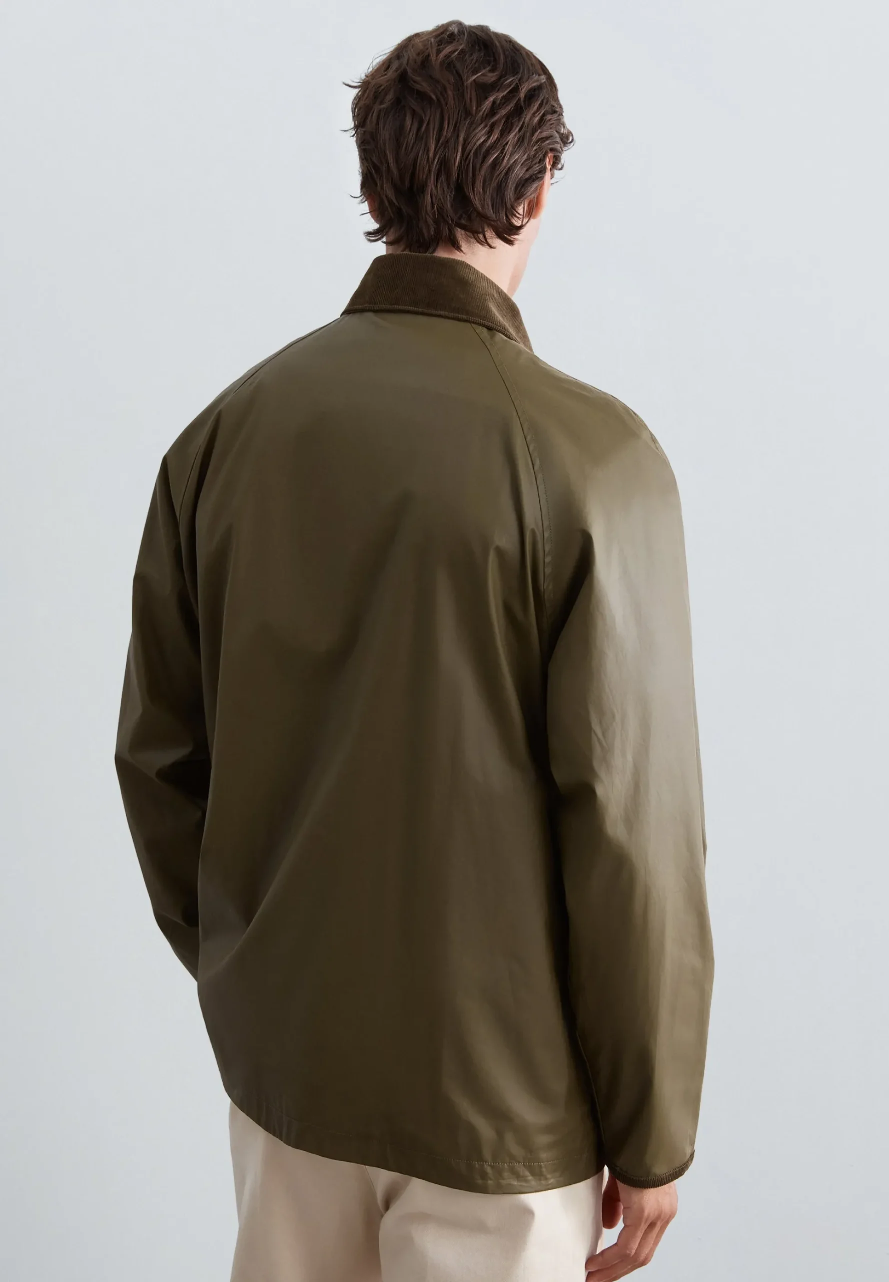 CHAQUETA RESINADA CUELLO PANA