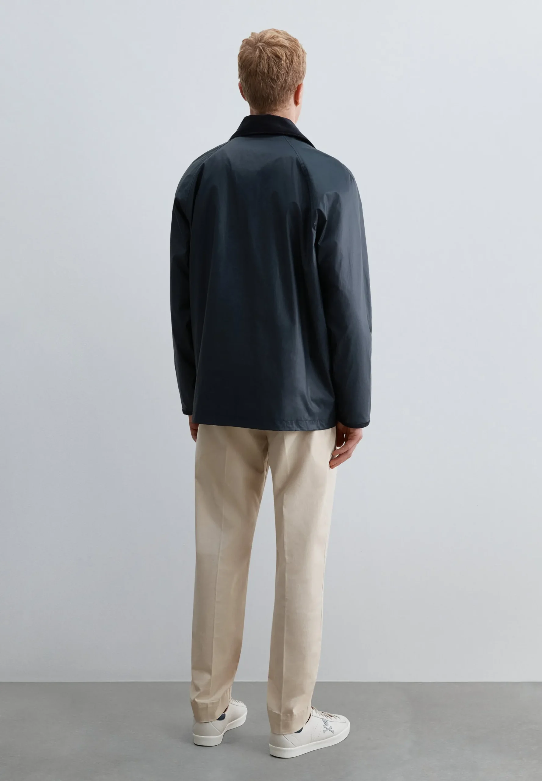 CHAQUETA RESINADA CUELLO PANA