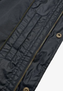 CHAQUETA RESINADA CUELLO PANA