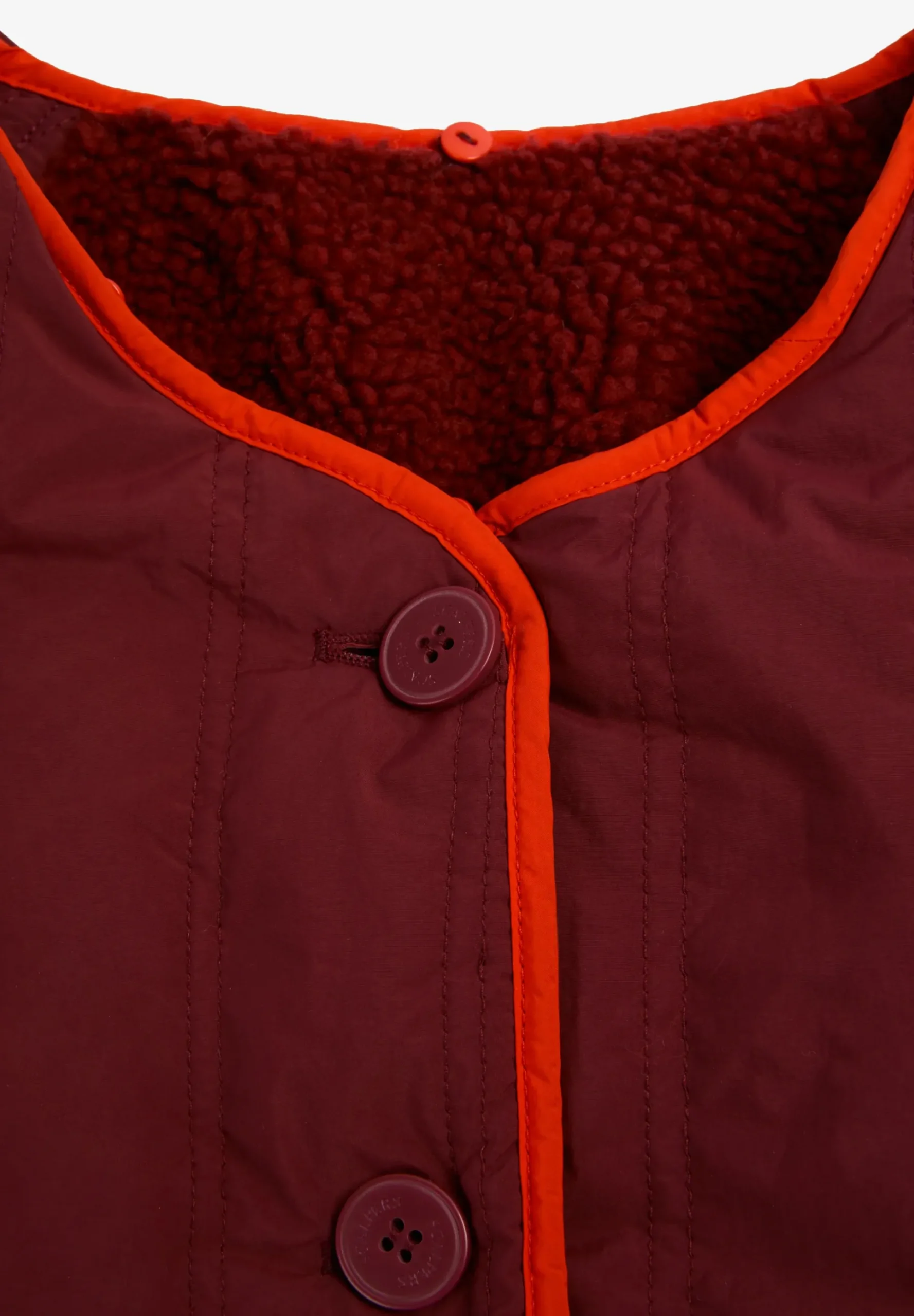 CHAQUETA REVERSBLE BORREGUILLO