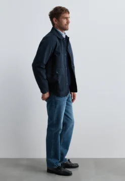 CHAQUETA TÉCNICA BOLSILLOS