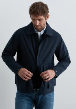 CHAQUETA TÉCNICA BOLSILLOS