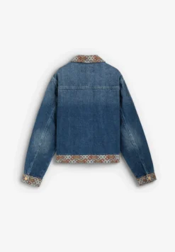 CHAQUETA VAQUERA ESTAMPADO ÉTNICO