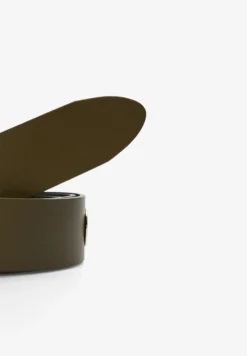 CINTURÓN PIEL PERFORADO