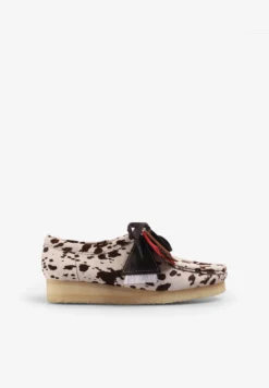 CLARKS | ZAPATOS WALLABEE COW PRINT MUJER