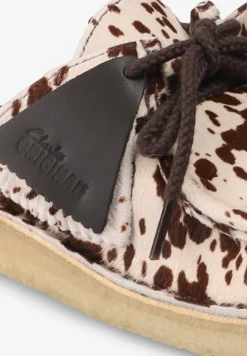 CLARKS | ZUECO NOMAD COW PRINT MUJER