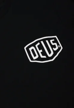 DEUS EX MACHINA | CAMISETA BIARRITZ ADDRESS