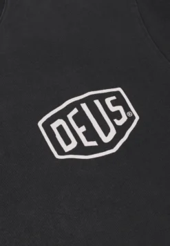 DEUS EX MACHINA | CAMISETA SHIELD GD