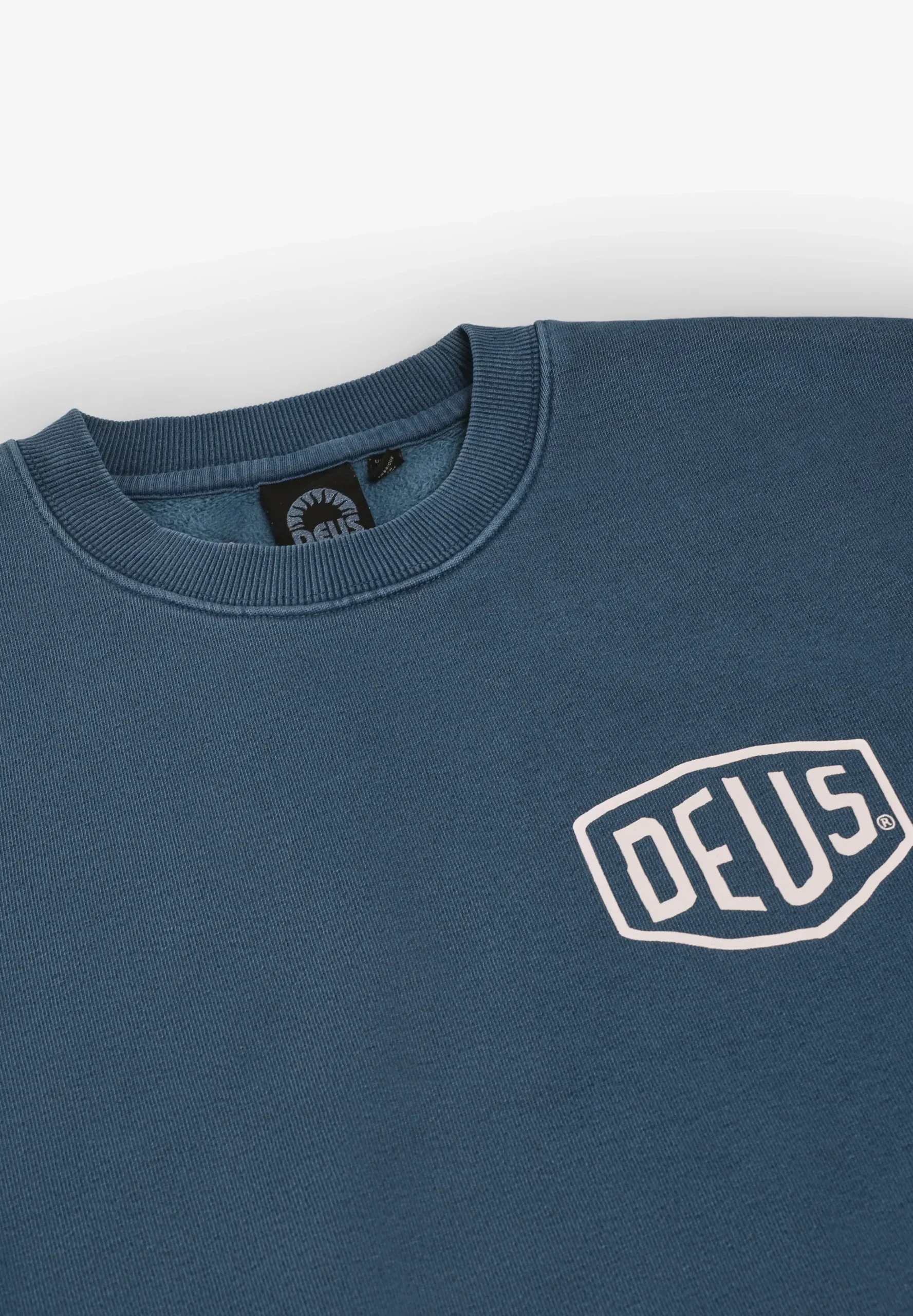 DEUS EX MACHINA | SUDADERA SHIELD GD