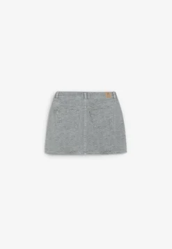 FALDA CORTA DENIM ESTAMPADA