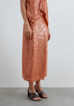 FALDA MIDI DE LENTEJUELAS
