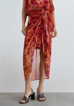 FALDA MIDI ESTAMPADO FLORAL