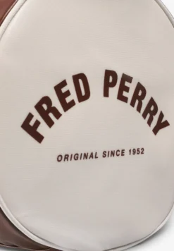 FRED PERRY | BOLSA CLASSIC BARREL