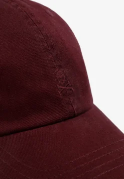 GORRA BORDADA TONO
