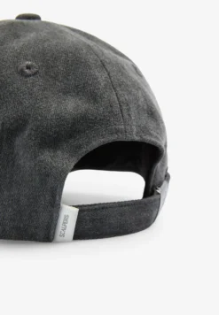 GORRA CALAVERA LÚREX