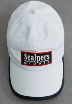 GORRA PARCHE CONTRASTE