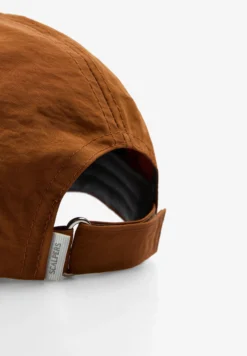 GORRA PARCHE CONTRASTE