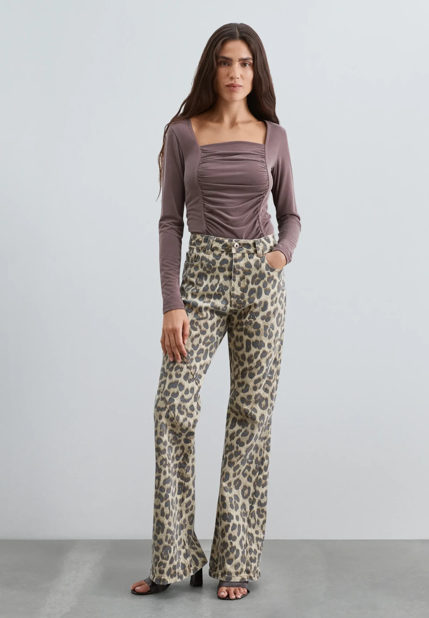 JEANS BOOTCUT ANIMAL PRINT