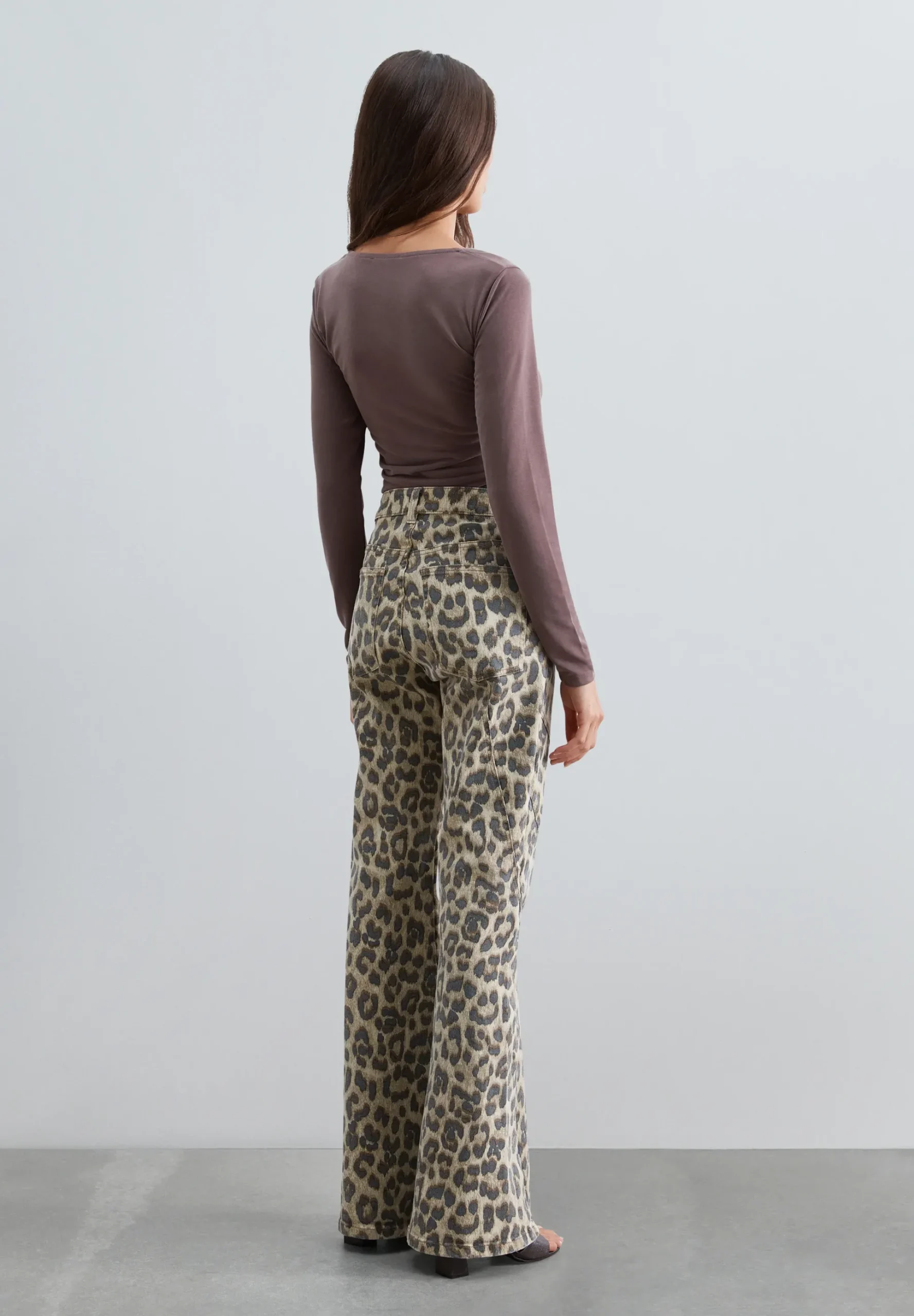 JEANS BOOTCUT ANIMAL PRINT