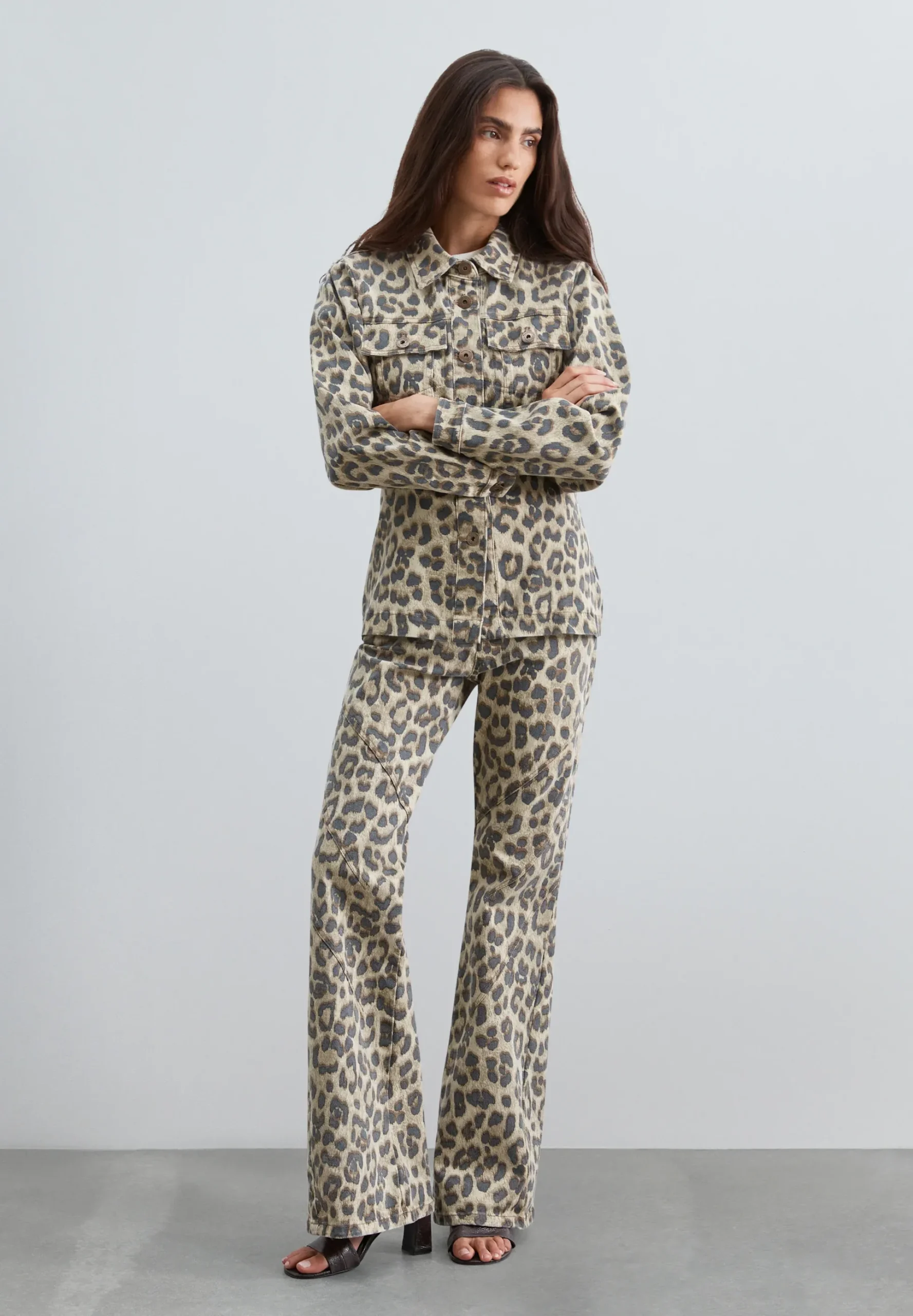 JEANS BOOTCUT ANIMAL PRINT